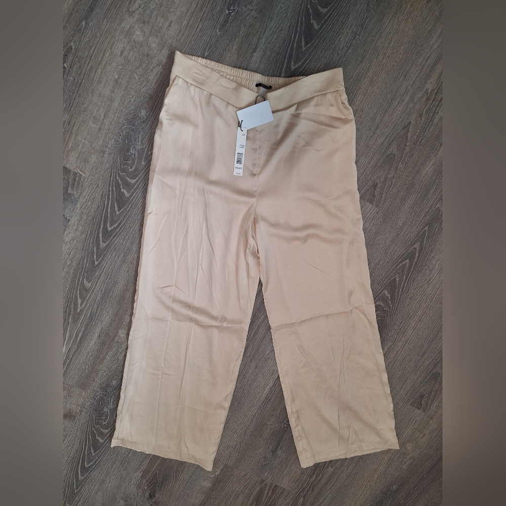 Eli Tharai Relaxed Satin Pant